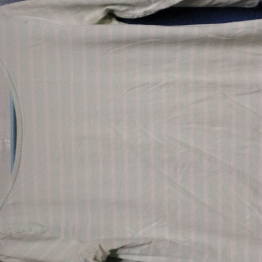 Sea green and White - Picture 2 of 4